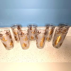Set of 8 vintage Libbey gold leaf drinking glasses